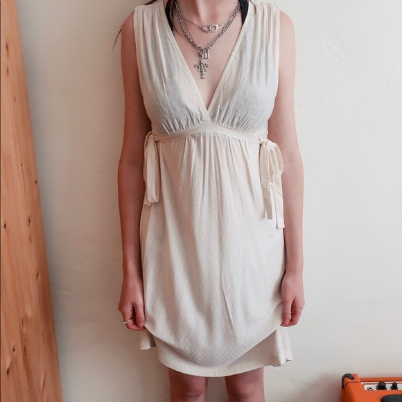 SOLD French Connection Ivory Cream Dress - Picture 3 of 6